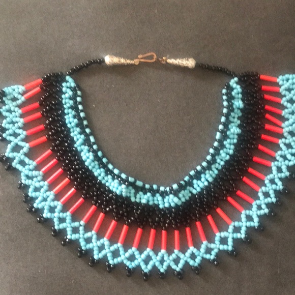 Handmade in West Africa . Unique chocker design. - Picture 3 of 3